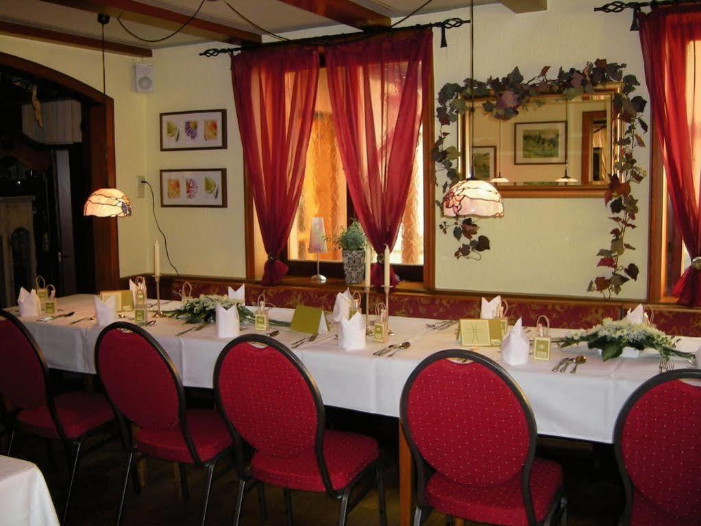 فندق Mühlenbachفي  Gasthaus Ochsen المظهر الخارجي الصورة